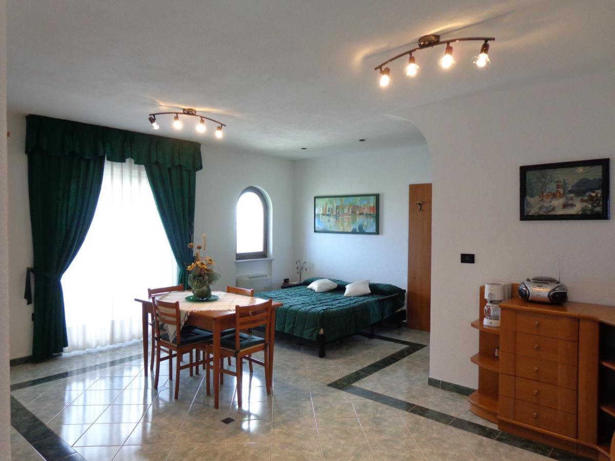 Apartmens Alenka Ρόβινι Δωμάτιο φωτογραφία