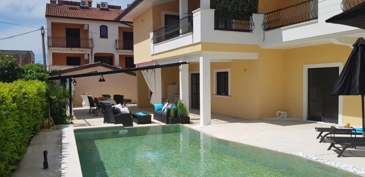 Apartmens Alenka Ρόβινι Εξωτερικό φωτογραφία